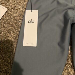 ALO Yoga women’s 7/8 highwaist airlift leggings medium steel grey NWT